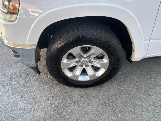 2020 RAM Ram 1500 Pickup Laramie - Photo 18