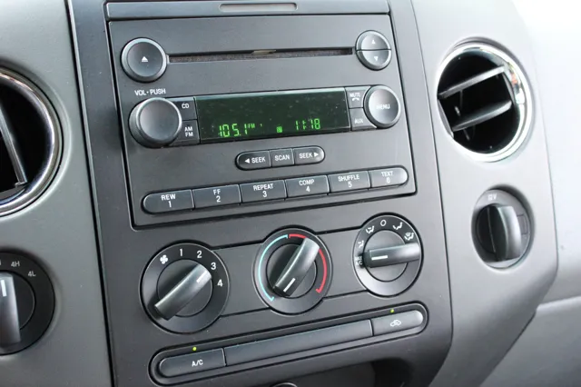 2004 Ford F-150 XLT - Photo 33