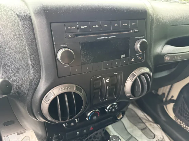 2018 Jeep Wrangler JK Unlimited Sport S - Photo 23