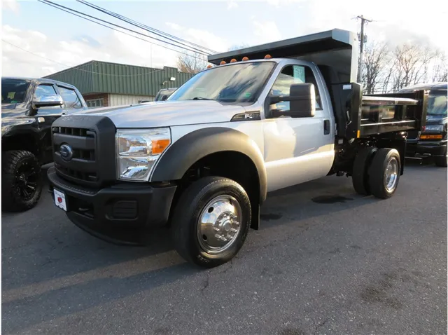 2012 Ford F-450 Super Duty Chassis Cab XL's photo