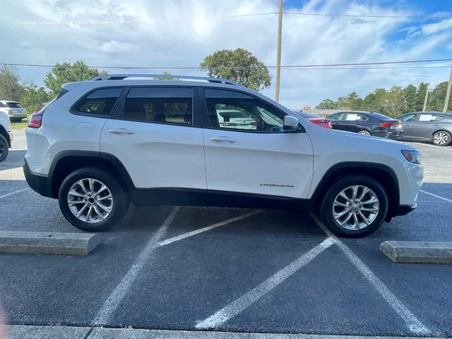 2020 Jeep Cherokee Latitude photo 3
