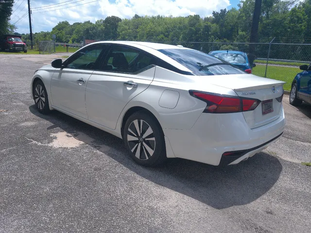 2020 Nissan Altima SL - Photo 13