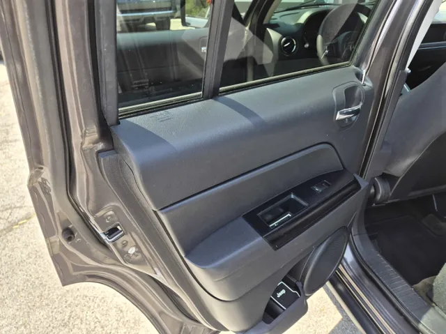 2016 Jeep Patriot Sport - Photo 12