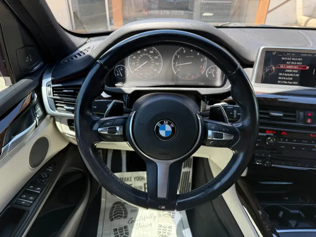 2015 BMW X5 xDrive50i - Photo 21