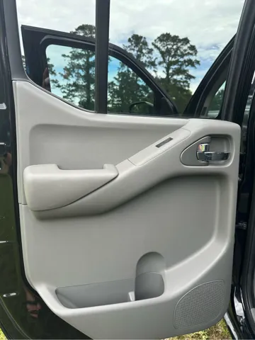 2021 Nissan Frontier SV - Photo 20