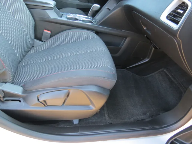 2015 Chevrolet Equinox LT photo 16