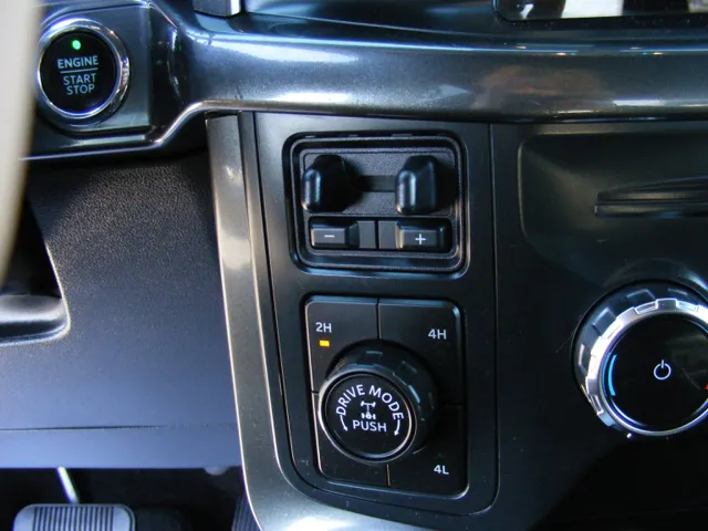 2022 Ford F-150 XLT - Photo 33
