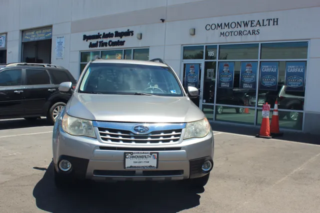 2011 Subaru Forester X Limited - Photo 2