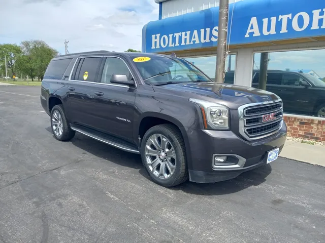 2017 GMC Yukon 4WD SLE's photo