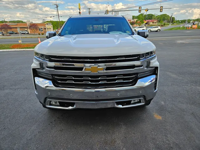 2020 Chevrolet Silverado 1500 photo 2