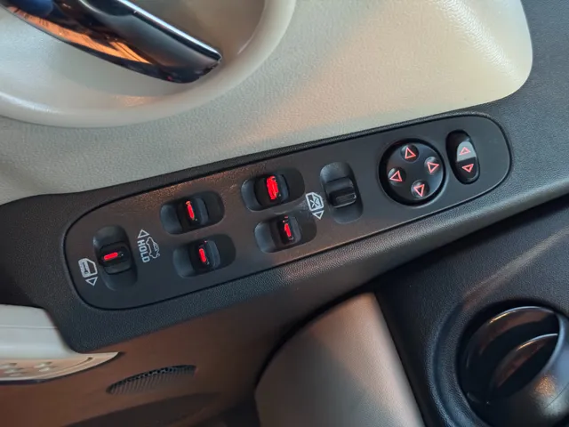 2005 Pontiac Grand Prix - Photo 14