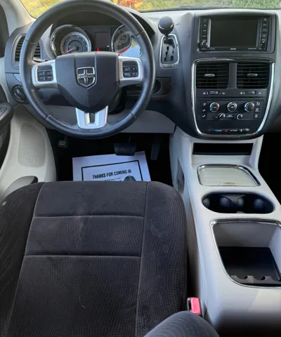 2013 Dodge Grand Caravan SXT photo 7