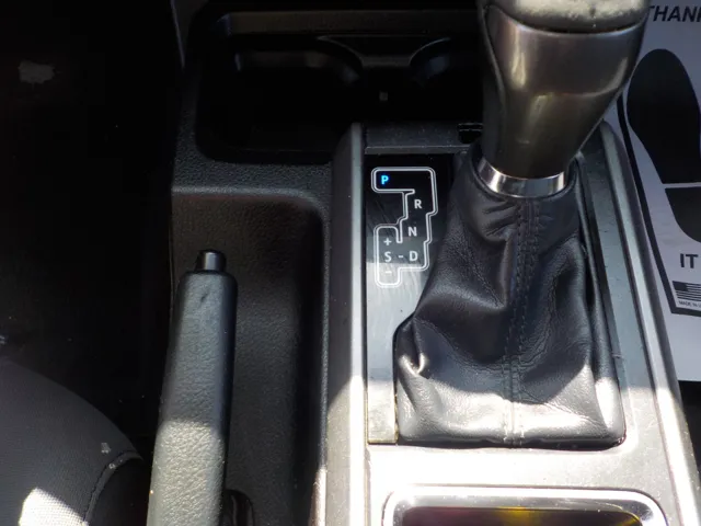 2016 Toyota Tacoma SR5 - Photo 31