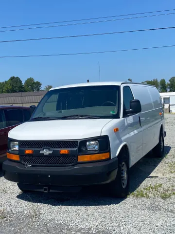 2003 Chevrolet Express Cargo Base's photo