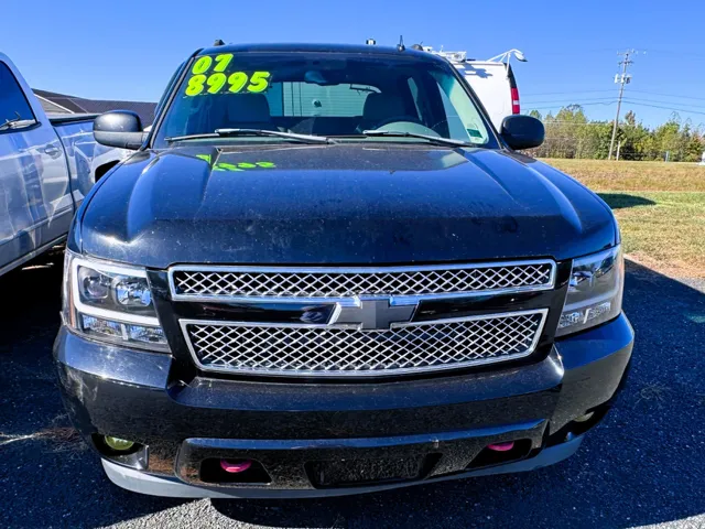 2007 Chevrolet Avalanche's photo