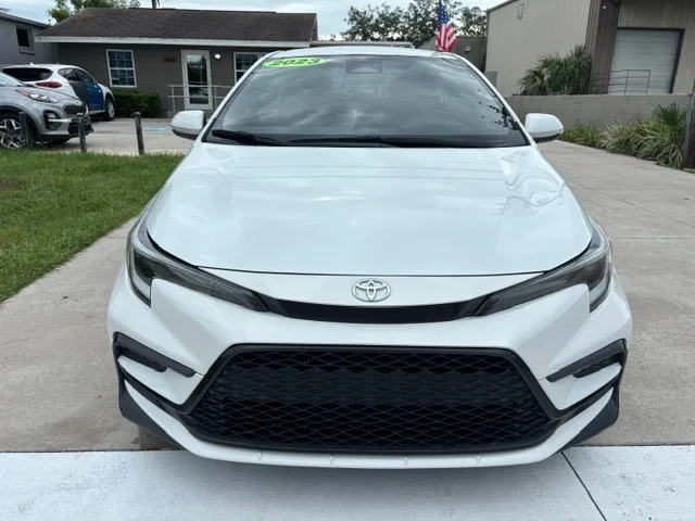 2023 Toyota Corolla SE - Photo 6