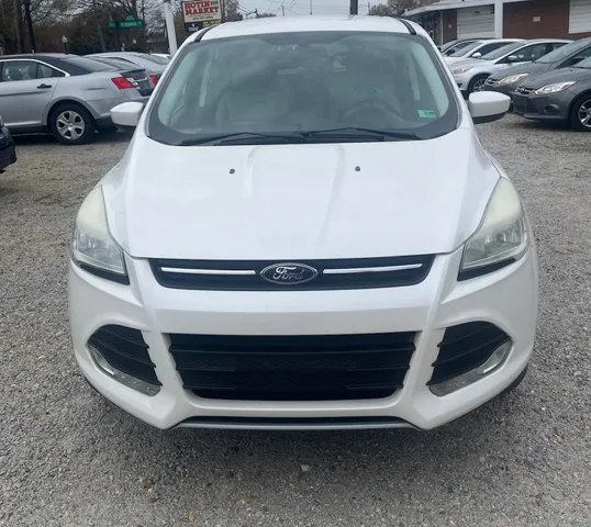 2014 Ford Escape SE photo 3