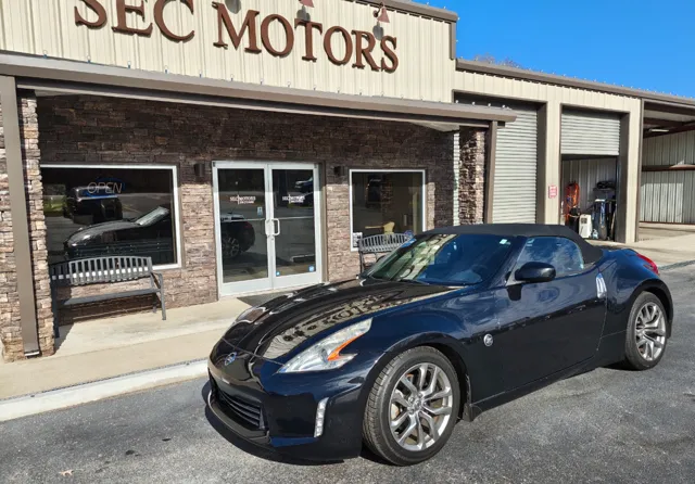 2013 Nissan 370Z Roadster Touring's photo