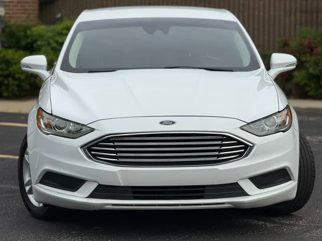 2018 Ford Fusion SE - Photo 9
