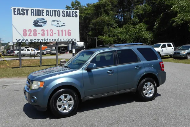 2011 Ford Escape Limited's photo