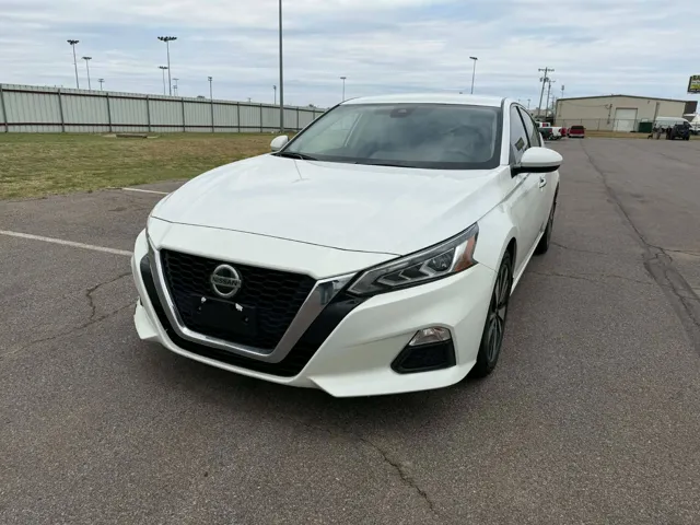 2022 Nissan Altima SV