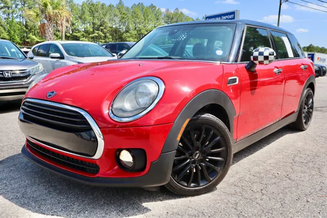 2019 MINI Clubman Cooper Signature's photo