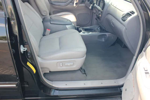 2007 Toyota Sequoia Limited - Photo 15