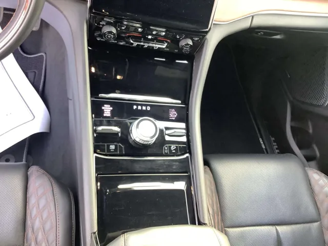 2022 Jeep Grand Cherokee Summit - Photo 13