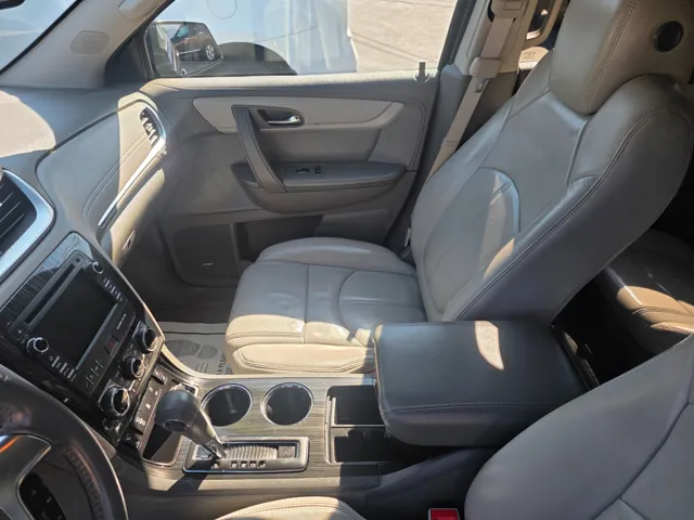 2015 Chevrolet Traverse 2LT - Photo 15
