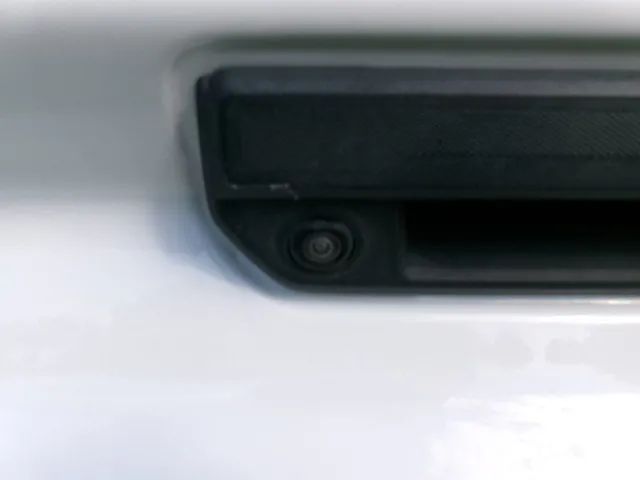 2020 Chevrolet Silverado 1500 LT - Photo 15