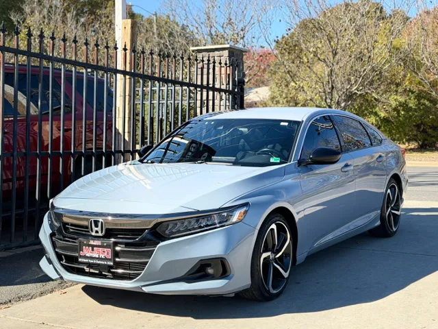 2022 Honda Accord Sport's photo