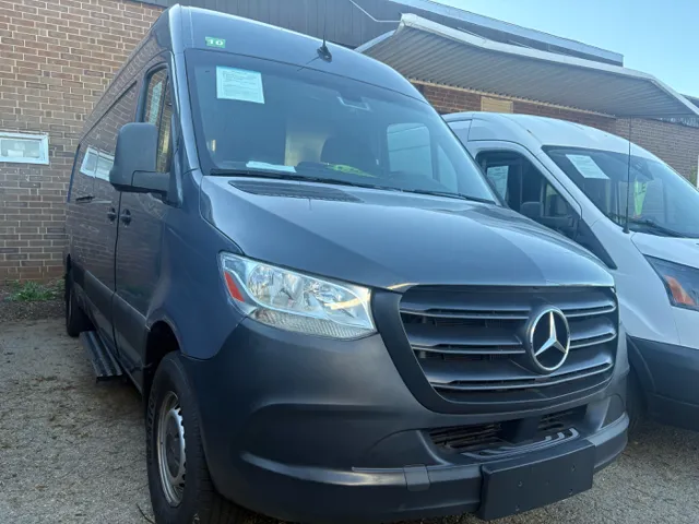 2019 Mercedes-Benz Sprinter Crew Van Base's photo