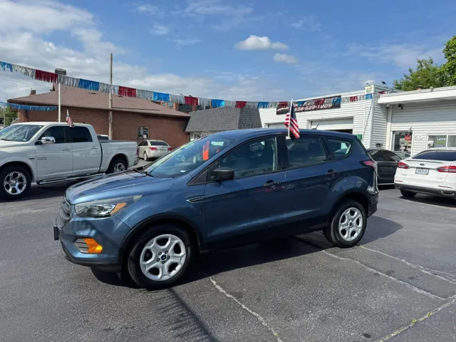2018 Ford Escape S's photo