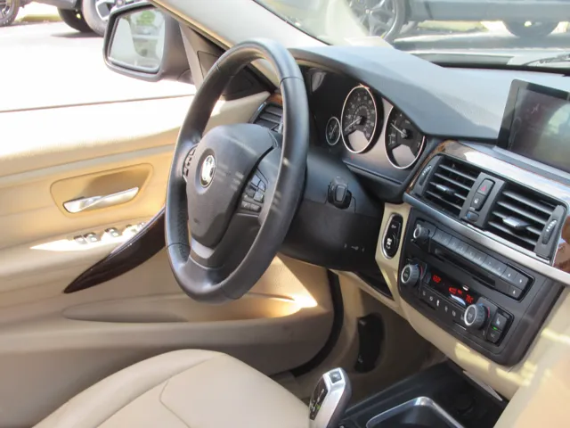 2013 BMW 3 Series 328i - Photo 23