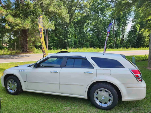 2005 Dodge Magnum