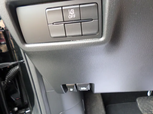 2023 Mazda CX-5 S Premium package - Photo 26