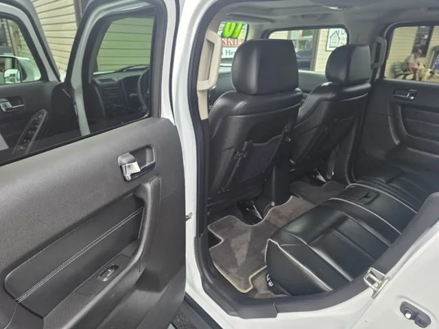 2010 Hummer H3 Luxury Edition - Photo 14