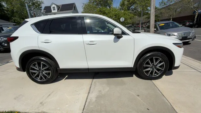 2017 Mazda CX-5 Grand Touring Auto AWD's photo