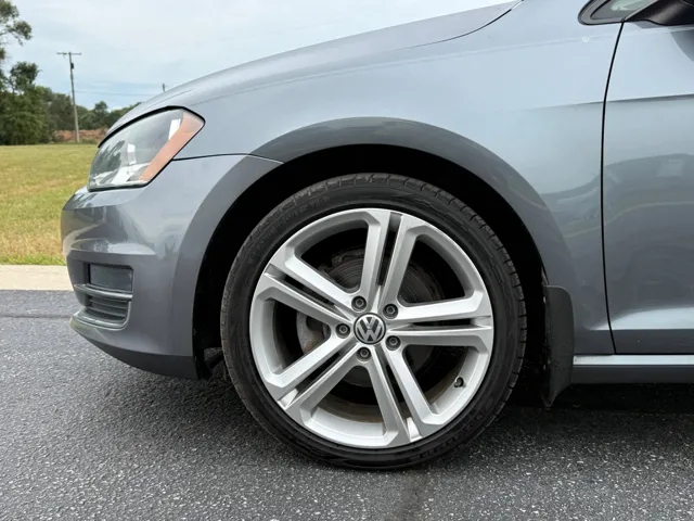 2017 Volkswagen Golf SportWagen 7