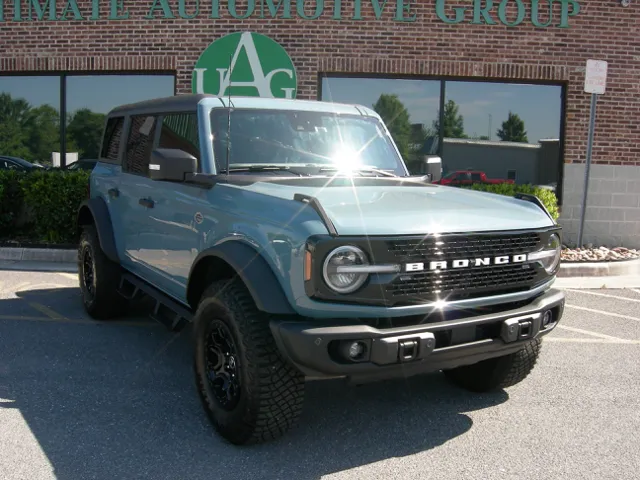 2023 Ford Bronco Wildtrak 4x4's photo