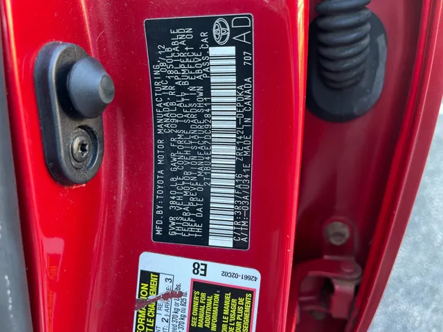 2013 Toyota Corolla L - Photo 32