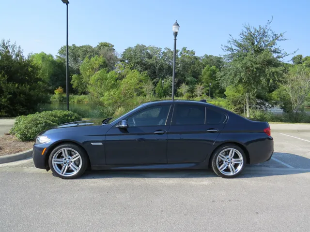 2015 Bmw 550i Sedan photo 23