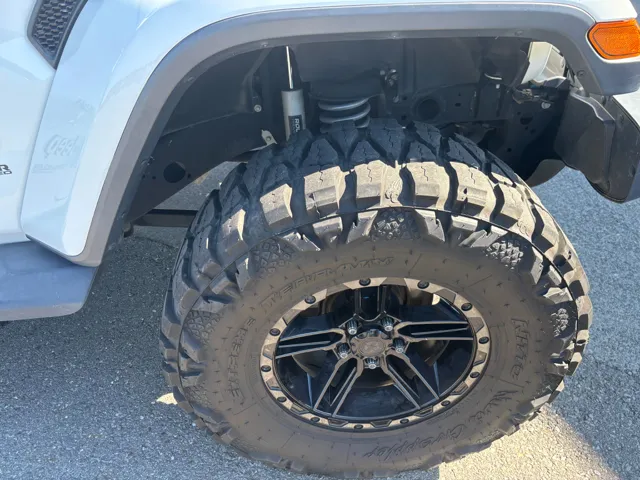 2018 Jeep Wrangler Unlimited Sahara photo 21