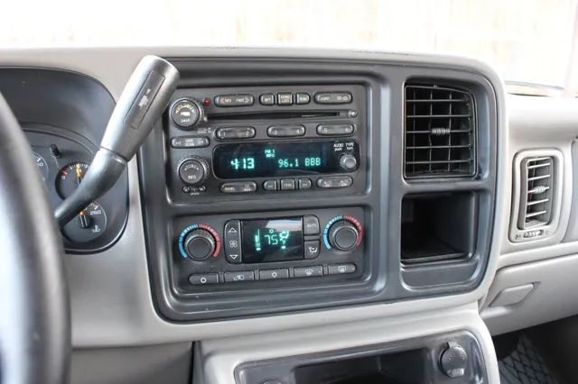 2005 GMC Sierra 2500HD - Photo 36