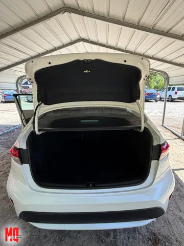 2020 Toyota Corolla LE - Photo 14