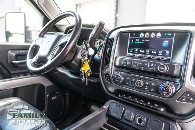 2016 Chevrolet Silverado 2500HD LTZ - Photo 28