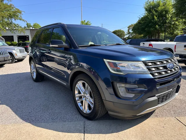 2016 Ford Explorer XLT - Photo 12