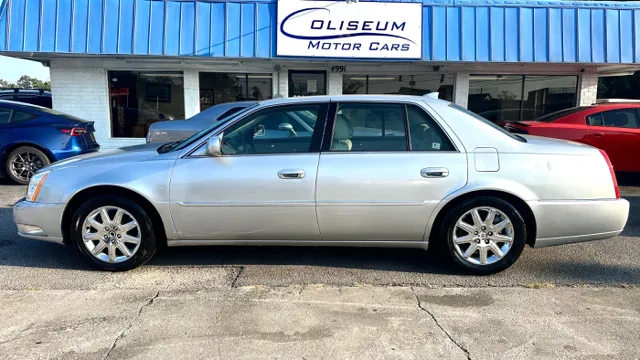 2011 Cadillac DTS