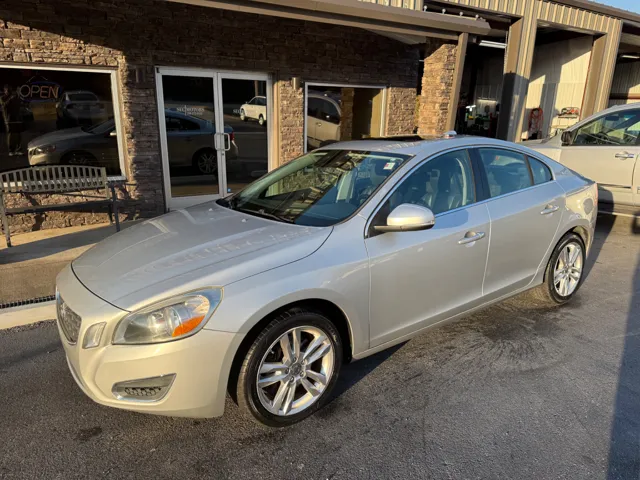 2012 Volvo S60 photo 2