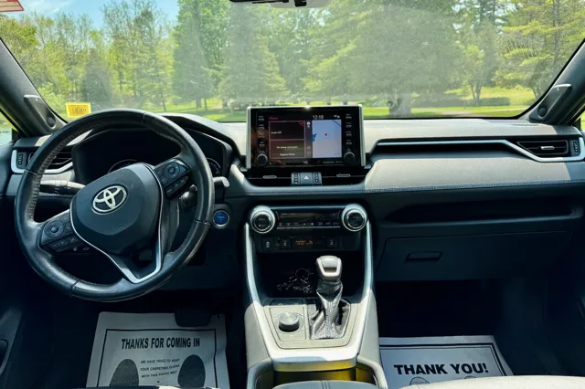 2021 Toyota RAV4 XSE - Photo 20